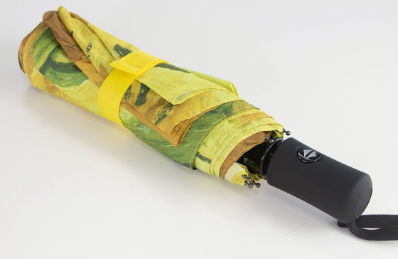Otomatik açma kapama 3 Katlanabilir Şemsiye Rüzgar Geçirmez Plastik Saplı