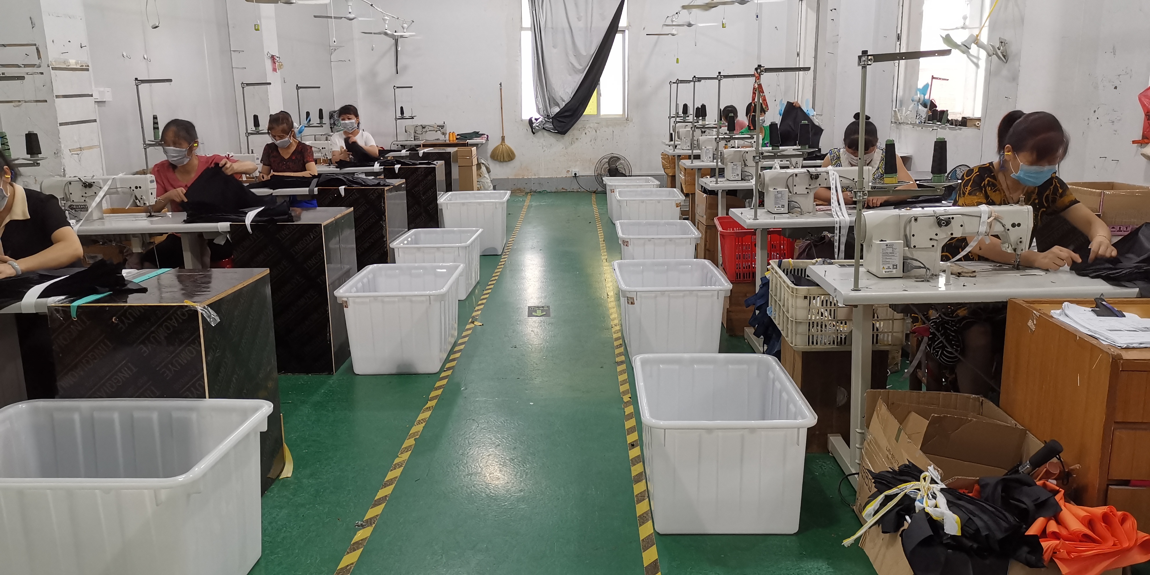 Xiamen United-Prosperity Industry & Trade Co., Ltd. fabrika üretim hattı