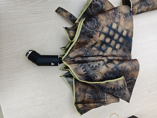 LED aydınlatmalı Otomatik Açma/Kapatma Güvenlik Şemsiyesi Gece Görüşü için Yansıtıcı Şerit